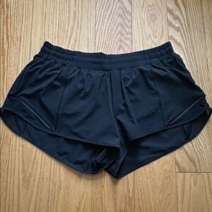 Hotty Hot Low-Rise Short 2.5”